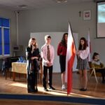 „Ziemio ojczysta, ziemio jasna, nie będę powalonym drzewem”